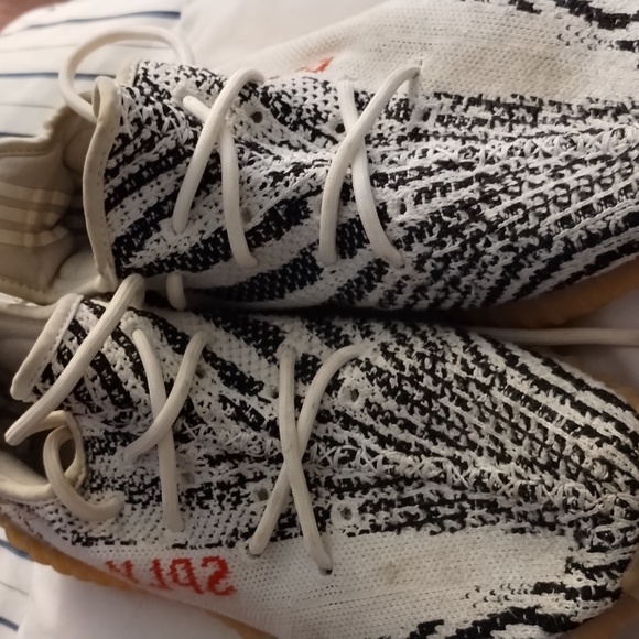 Men Yeezy Adidas - Picture 1 of 4